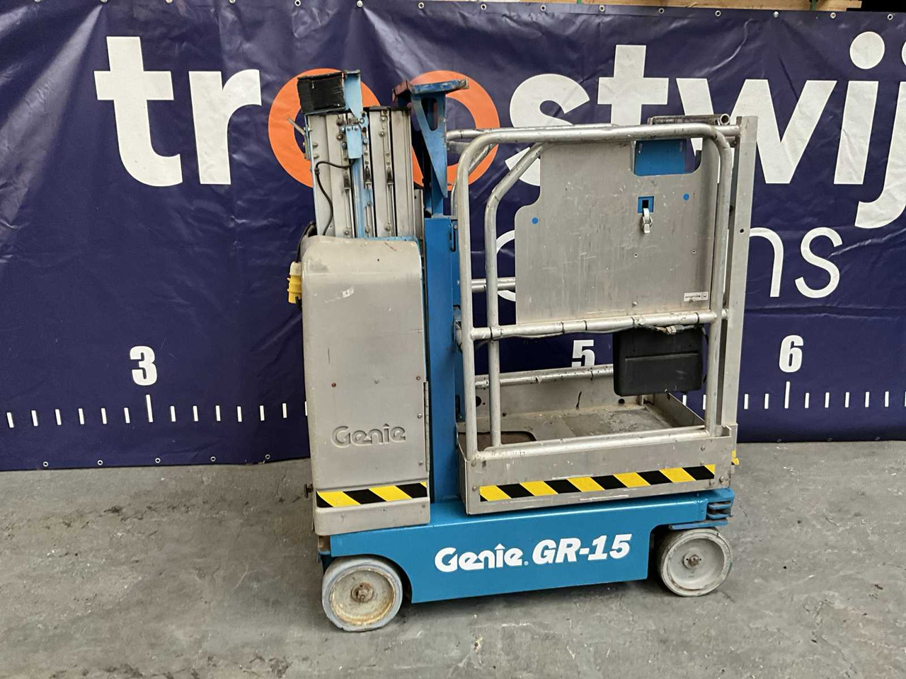 GENIE - GR-15 - AERIAL PLATFORM - 고가작업 플랫폼 : 사진 3 GENIE - GR-15 - AERIAL PLATFORM - 고가작업 플랫폼 : 사진 3