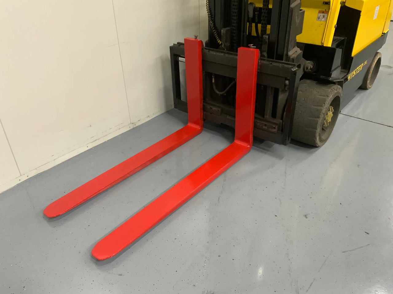 HYSTER - E4.50XLS - FORKLIFT, BATTERY CHARGER, SIDE SHIFT WITH SCALE - 지게차 : 사진 4 HYSTER - E4.50XLS - FORKLIFT, BATTERY CHARGER, SIDE SHIFT WITH SCALE - 지게차 : 사진 4