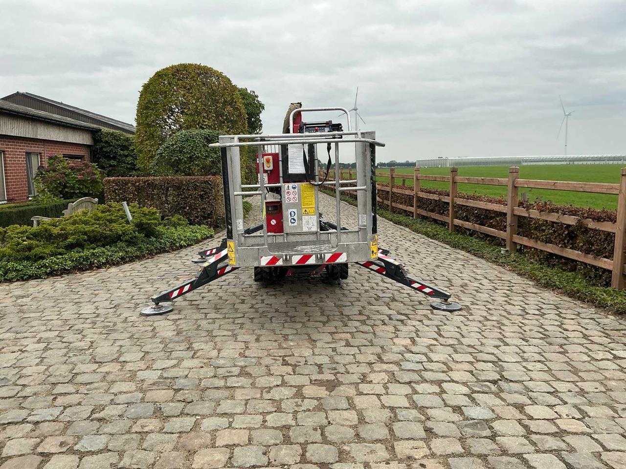 Hinowa GL14.70 - 고가작업 플랫폼 : 사진 4 Hinowa GL14.70 - 고가작업 플랫폼 : 사진 4