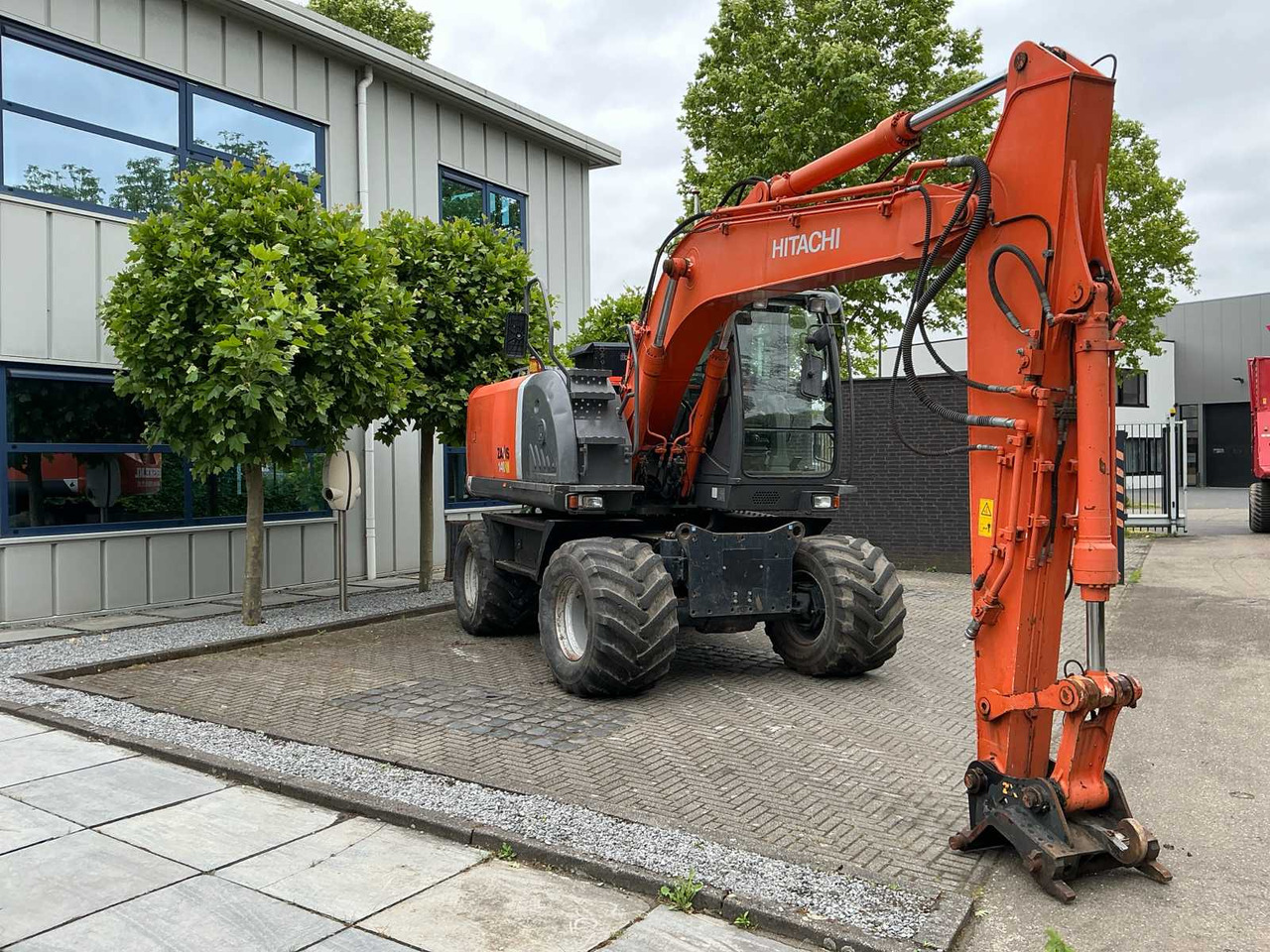Hitachi ZX140W-3 - 휠 굴삭기 : 사진 3 Hitachi ZX140W-3 - 휠 굴삭기 : 사진 3