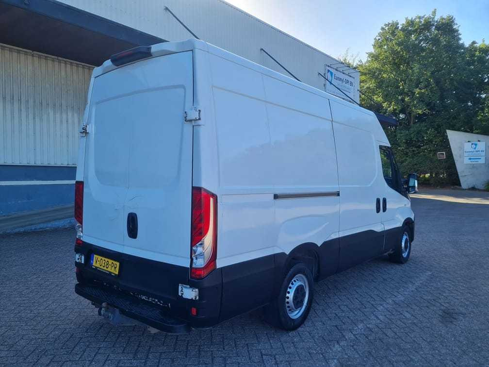 IVECO - DAILY - 35S15V 2.3 352 H2 L - V-038-PR - 밴 : 사진 3 IVECO - DAILY - 35S15V 2.3 352 H2 L - V-038-PR - 밴 : 사진 3