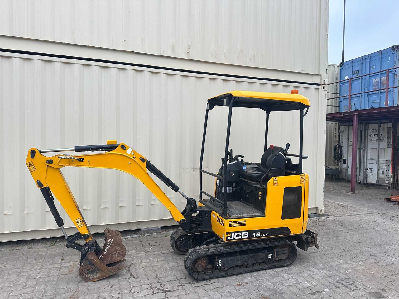 JCB 16C-1 - 미니 굴삭기 : 사진 1 JCB 16C-1 - 미니 굴삭기 : 사진 1