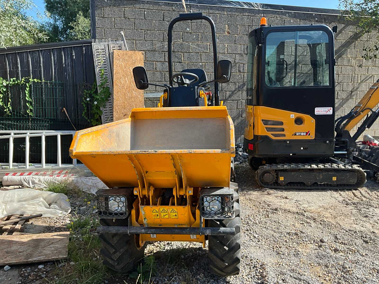 JCB 1T-2 high tip 1THT5 - 덤프 : 사진 2 JCB 1T-2 high tip 1THT5 - 덤프 : 사진 2