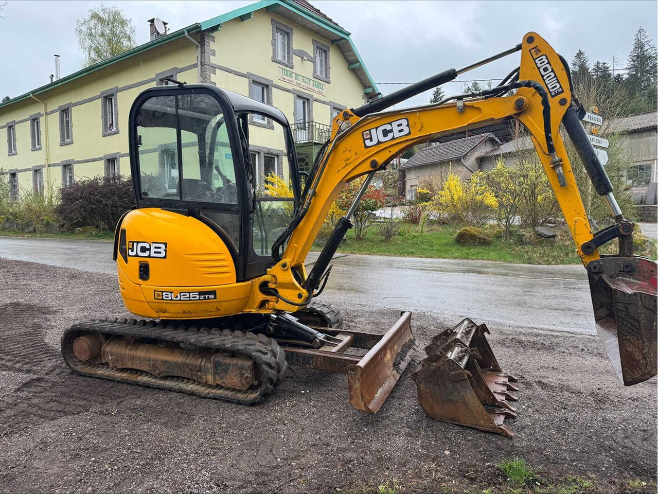 JCB - 2015 - 8025 - MINI EXCAVATOR - 미니 굴삭기 : 사진 1 JCB - 2015 - 8025 - MINI EXCAVATOR - 미니 굴삭기 : 사진 1