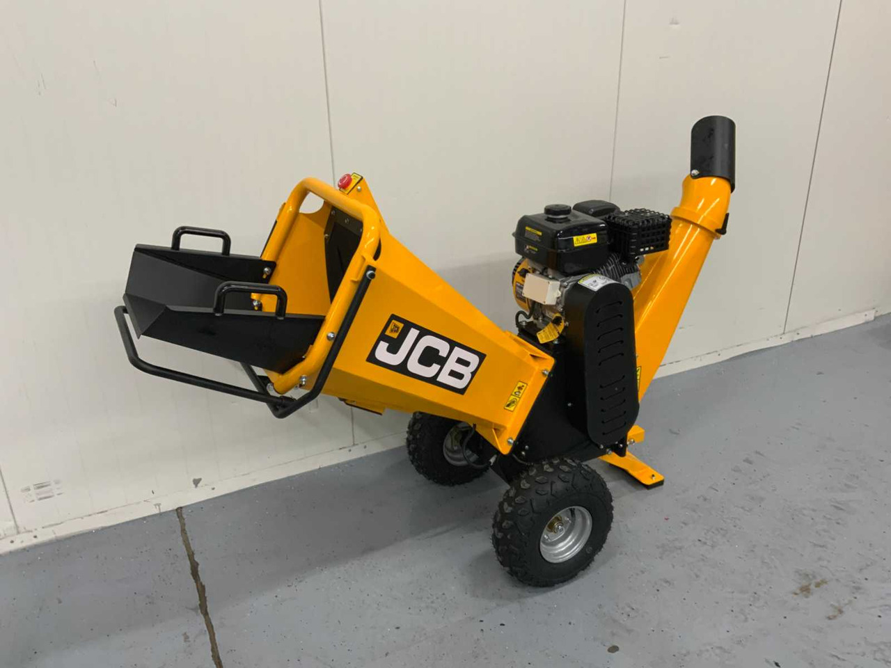 JCB CH75100P - 톱밥 제조기 : 사진 2 JCB CH75100P - 톱밥 제조기 : 사진 2