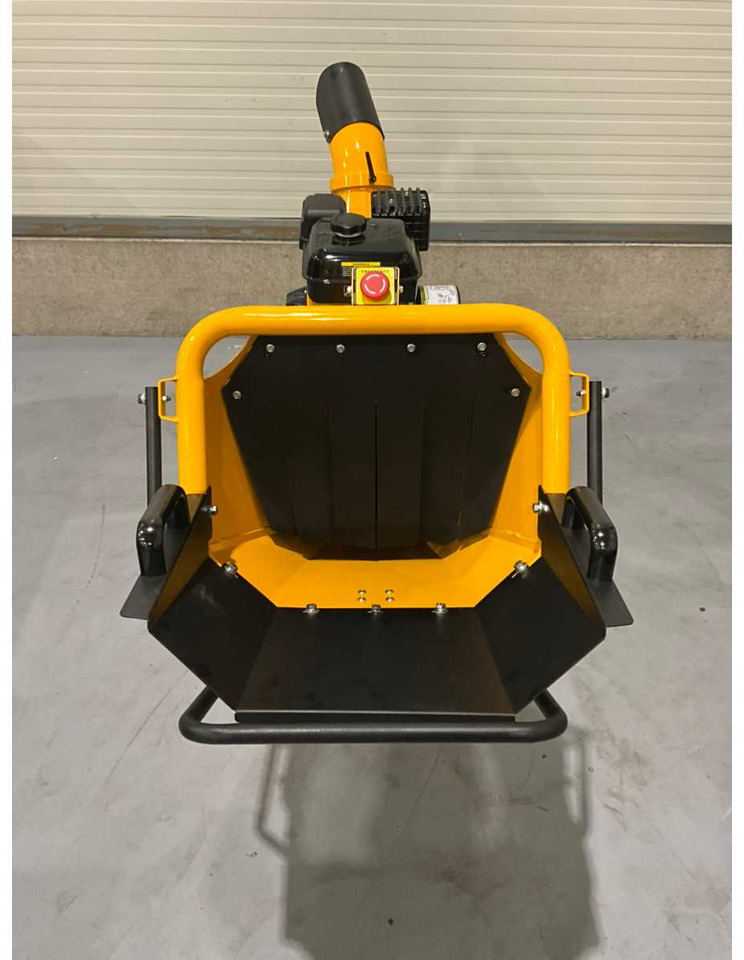 JCB CH75100P - 톱밥 제조기 : 사진 5 JCB CH75100P - 톱밥 제조기 : 사진 5