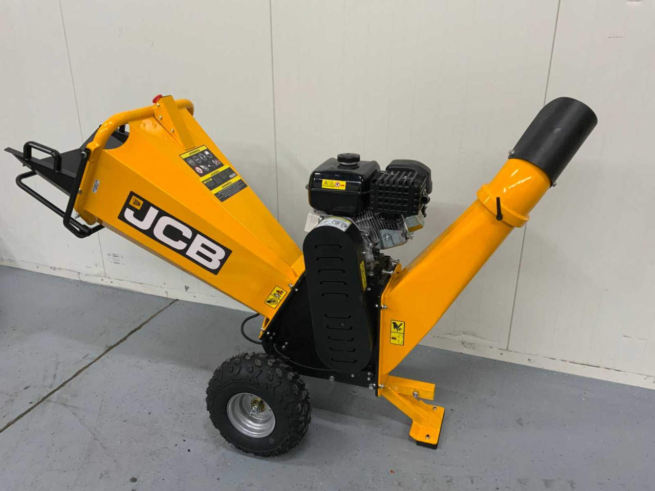JCB CH75100P - 톱밥 제조기 : 사진 4 JCB CH75100P - 톱밥 제조기 : 사진 4