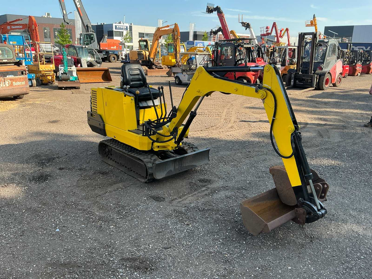 JCB - 미니 굴삭기 : 사진 5 JCB - 미니 굴삭기 : 사진 5