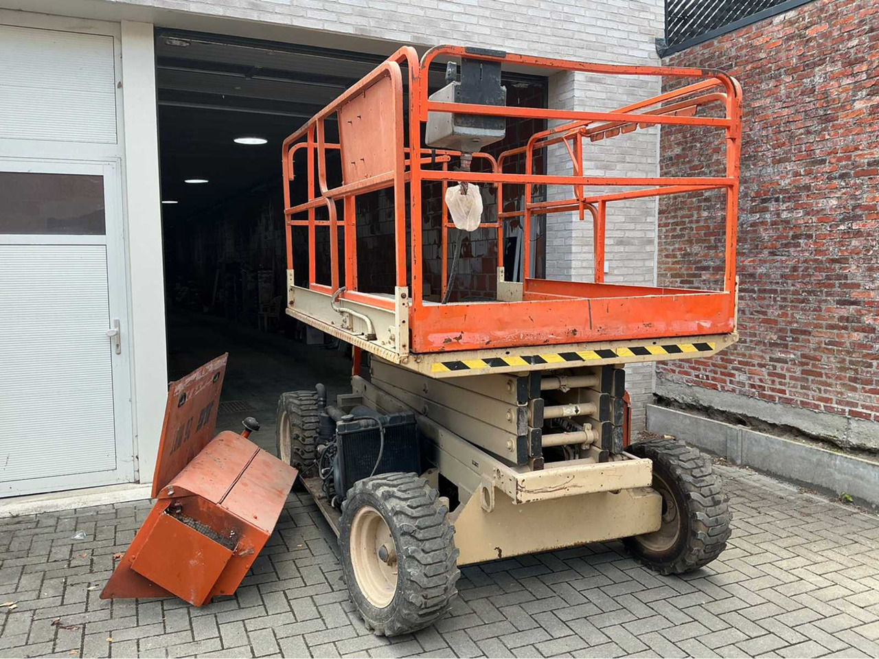 JLG 26 MRT - 고가작업 플랫폼 : 사진 2 JLG 26 MRT - 고가작업 플랫폼 : 사진 2