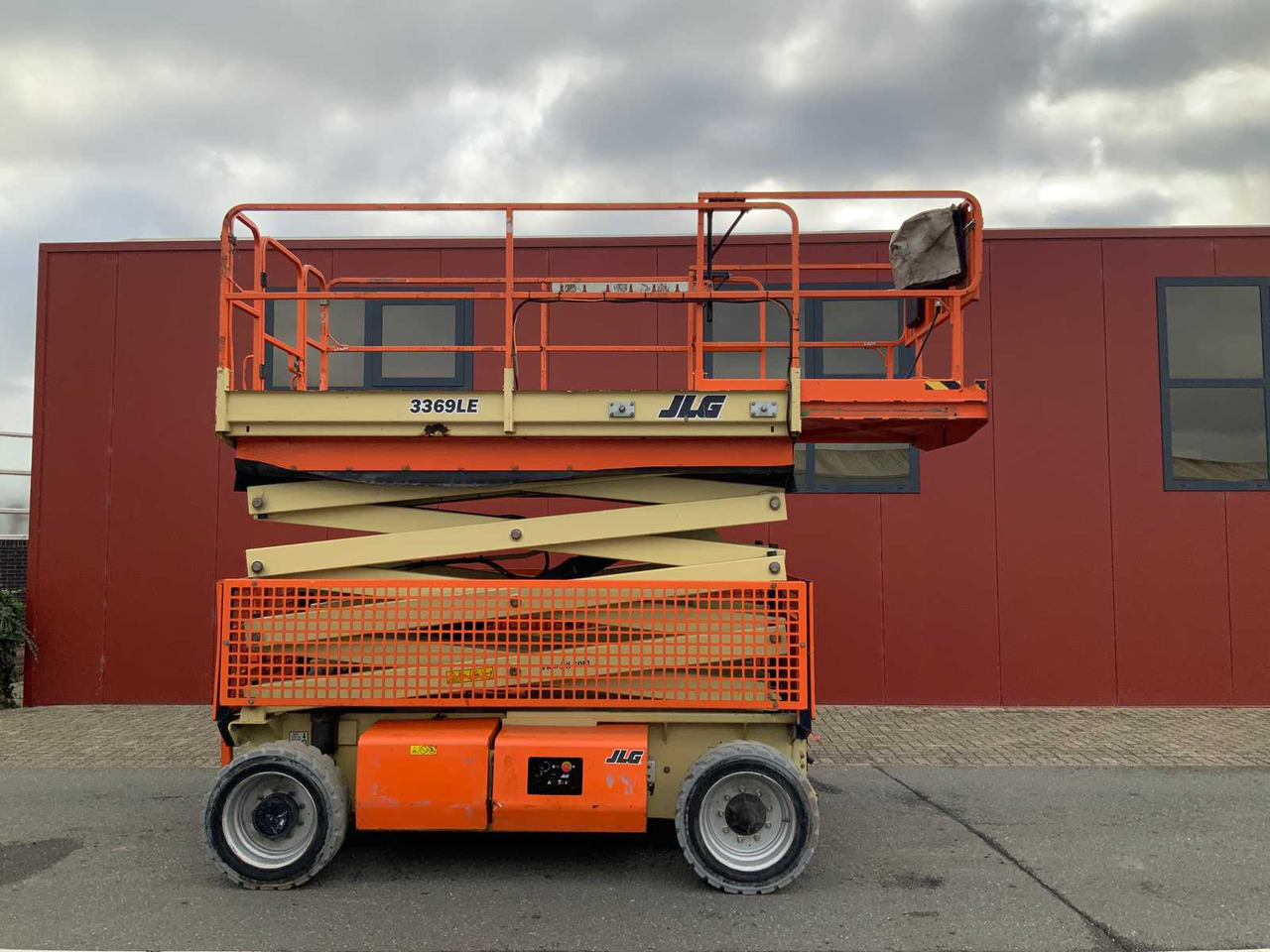 JLG 3369LE - 고가작업 플랫폼 : 사진 1 JLG 3369LE - 고가작업 플랫폼 : 사진 1