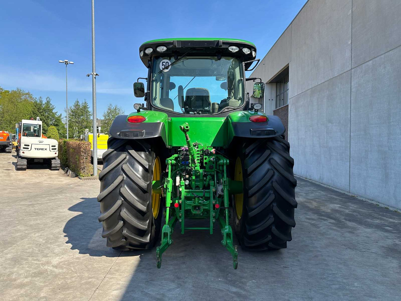JOHN DEERE - 2013 - 7230R - ALL-WHEEL DRIVE FARM TRACTOR - 장궤형 트랙터 : 사진 5 JOHN DEERE - 2013 - 7230R - ALL-WHEEL DRIVE FARM TRACTOR - 장궤형 트랙터 : 사진 5