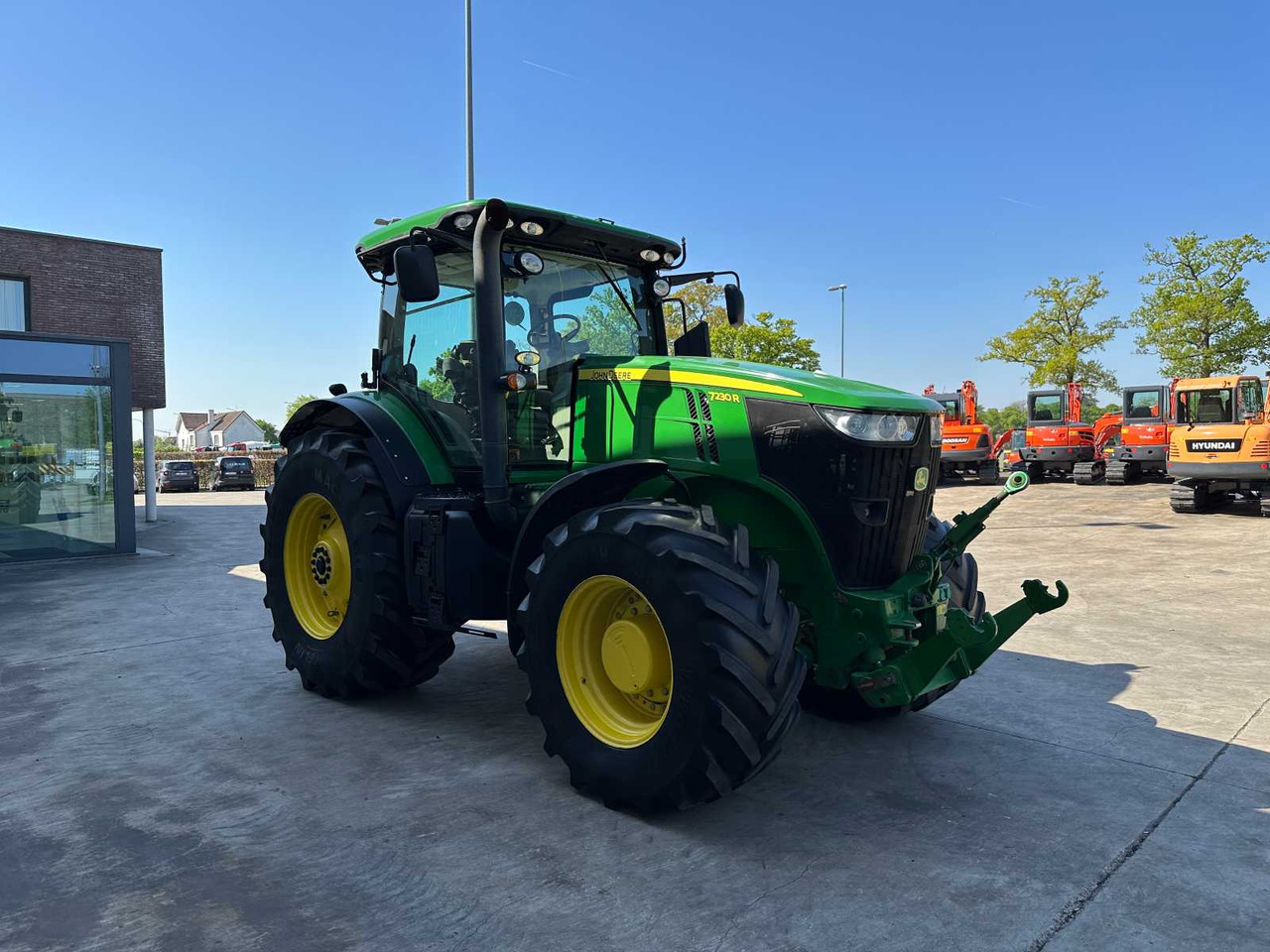 JOHN DEERE - 2013 - 7230R - ALL-WHEEL DRIVE FARM TRACTOR - 장궤형 트랙터 : 사진 3 JOHN DEERE - 2013 - 7230R - ALL-WHEEL DRIVE FARM TRACTOR - 장궤형 트랙터 : 사진 3