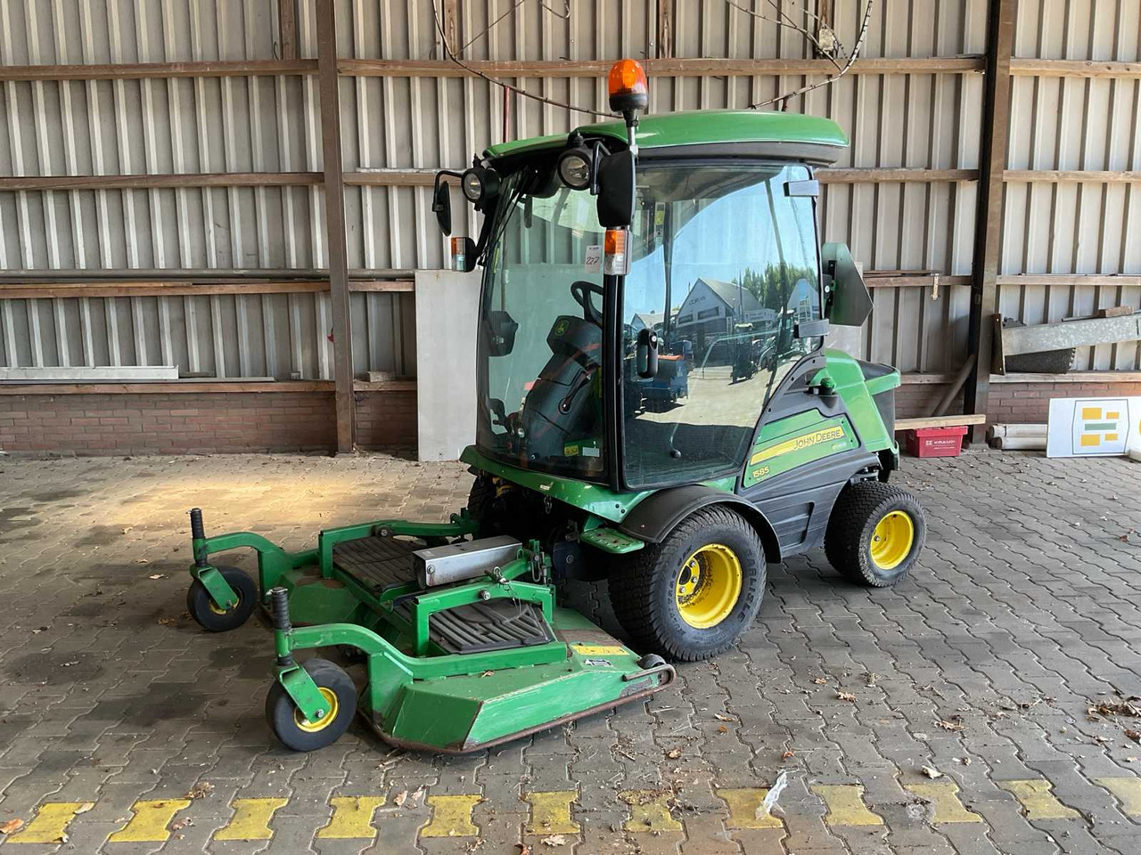 John Deere 1585 TerrainCut - 정원 모어 : 사진 1 John Deere 1585 TerrainCut - 정원 모어 : 사진 1