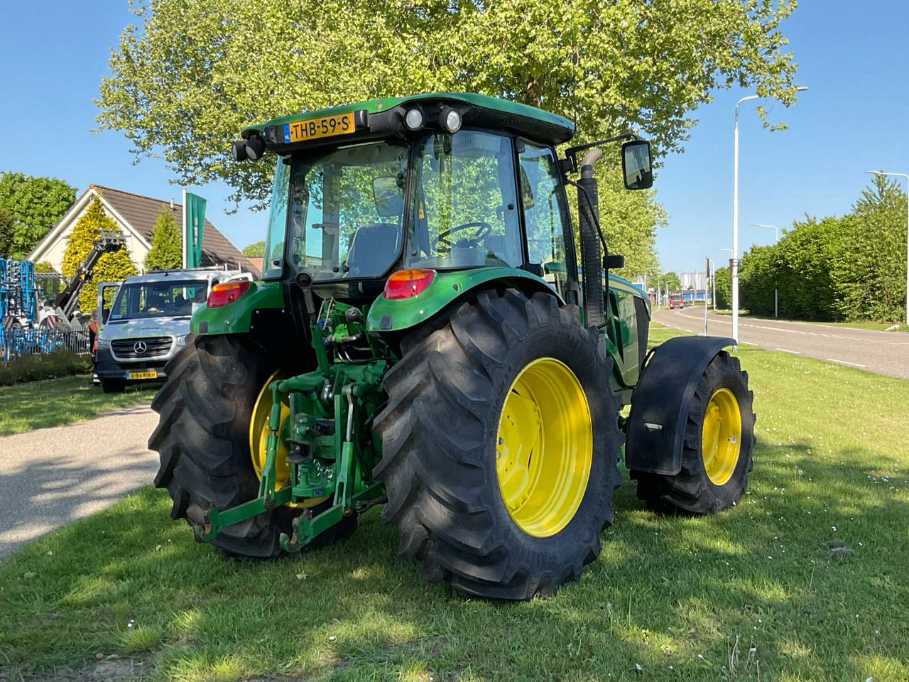 John Deere 5100M - 장궤형 트랙터 : 사진 4 John Deere 5100M - 장궤형 트랙터 : 사진 4
