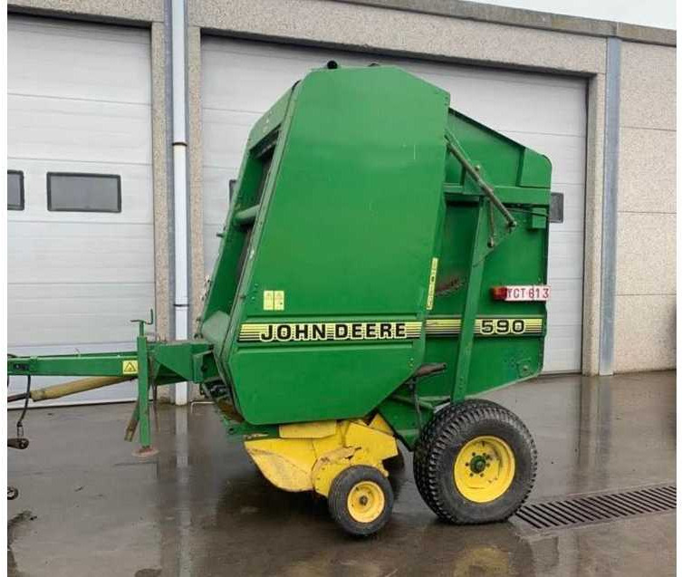 John Deere 590 - 원형 베일러 : 사진 2 John Deere 590 - 원형 베일러 : 사진 2