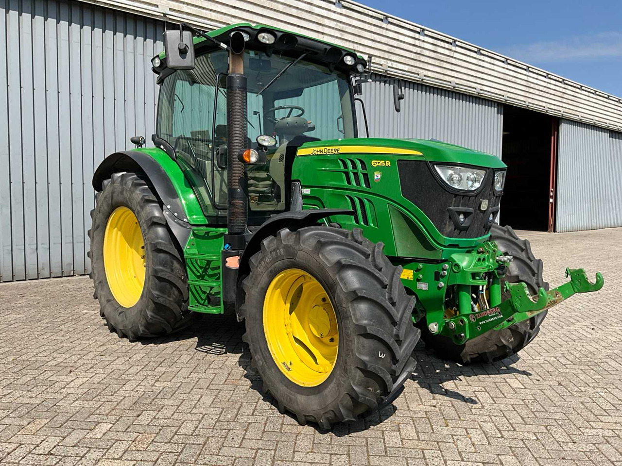 John Deere 6125R - 장궤형 트랙터 : 사진 2 John Deere 6125R - 장궤형 트랙터 : 사진 2