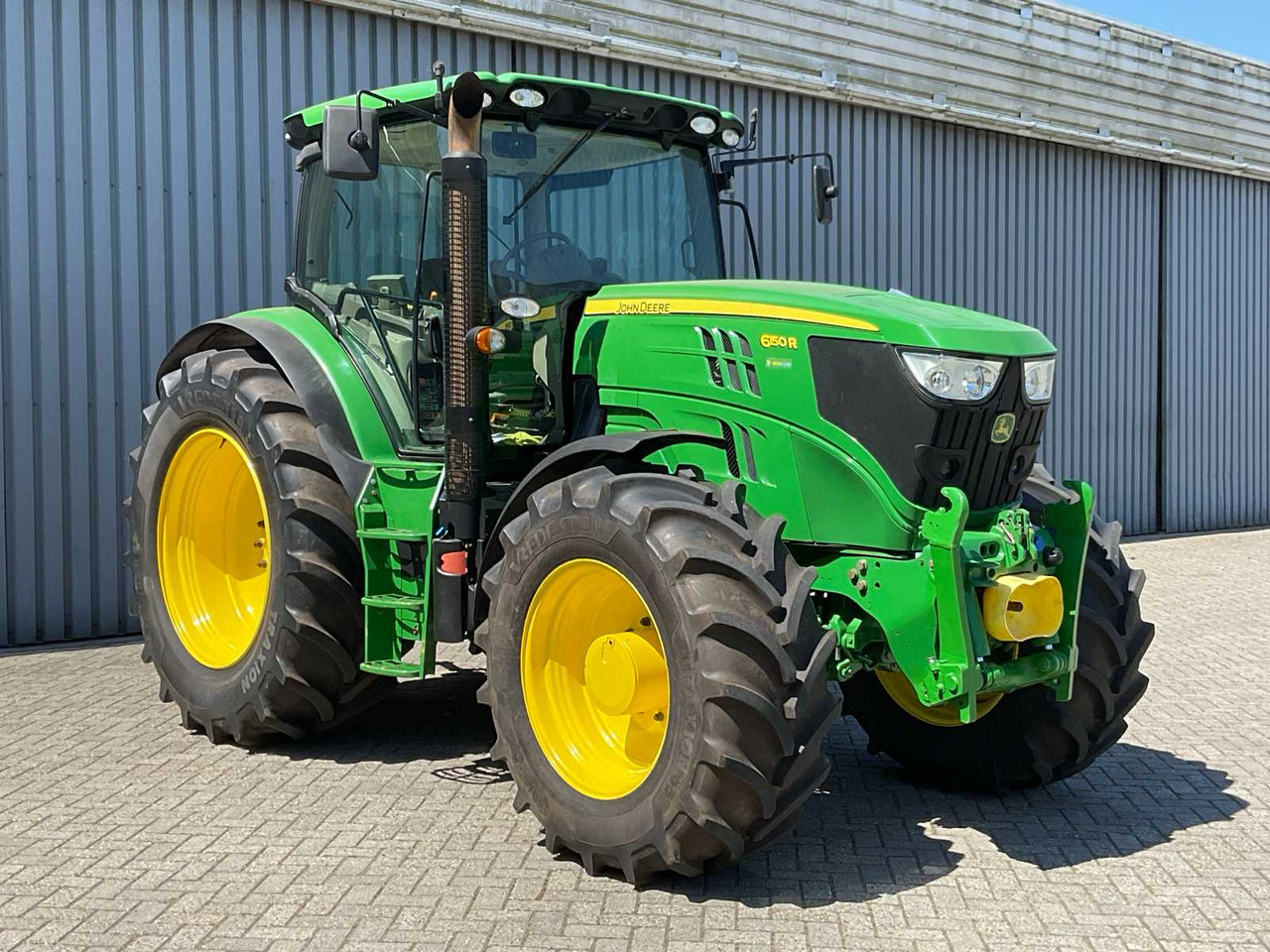 John Deere 6150 R - 장궤형 트랙터 : 사진 2 John Deere 6150 R - 장궤형 트랙터 : 사진 2