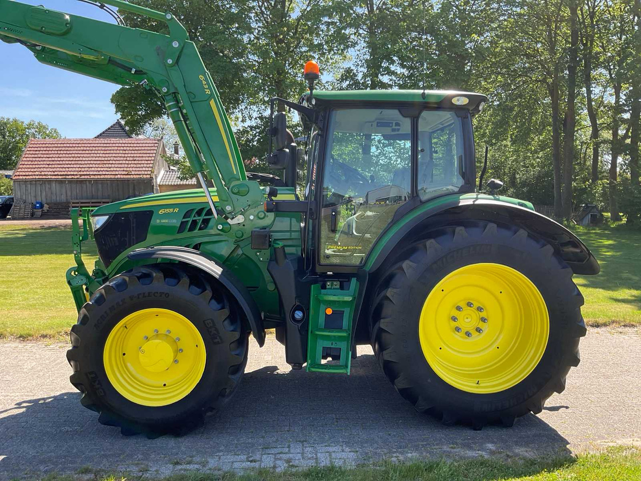John Deere 6155R - 장궤형 트랙터 : 사진 3 John Deere 6155R - 장궤형 트랙터 : 사진 3