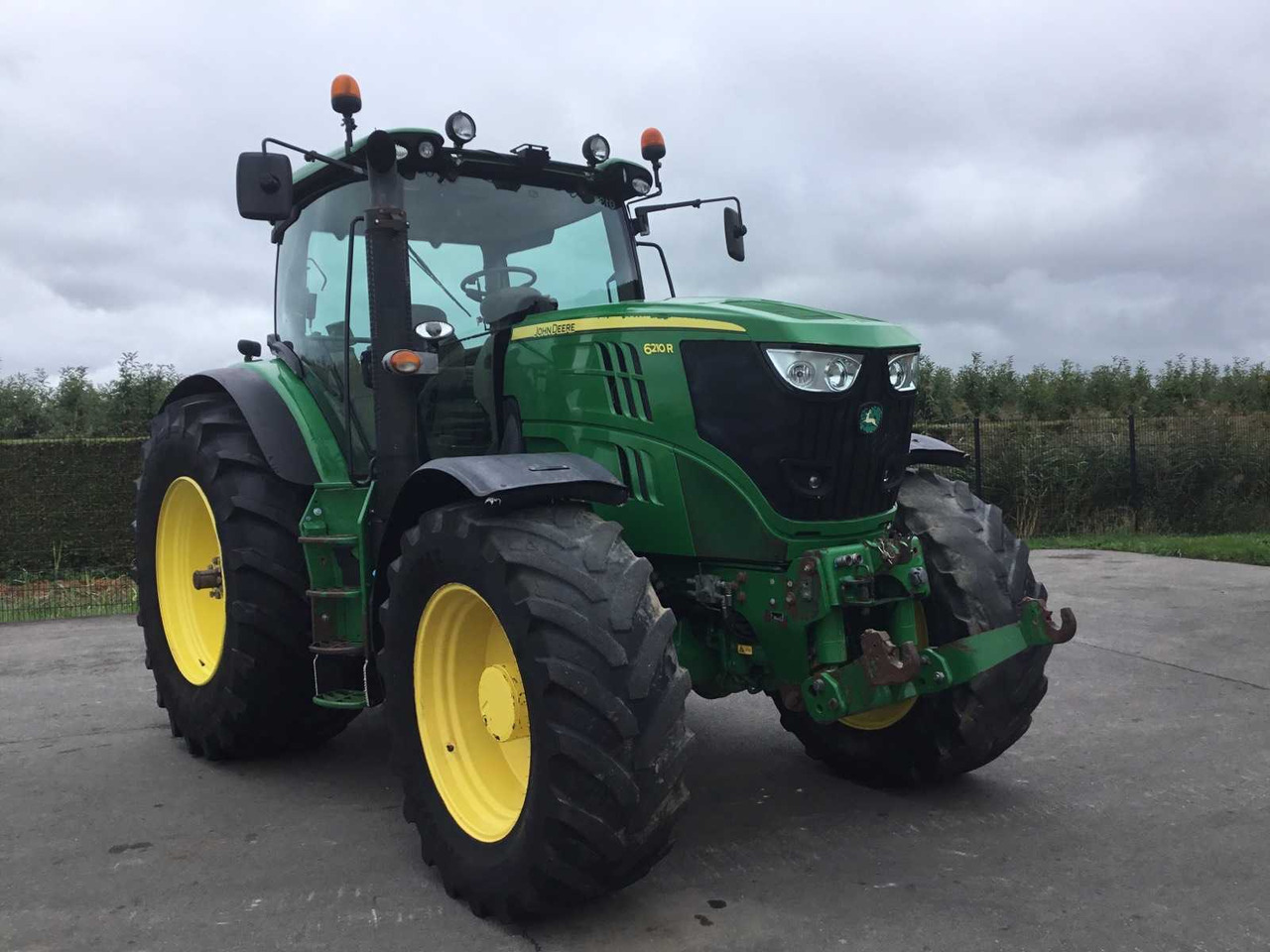 John Deere 6210R - 장궤형 트랙터 : 사진 2 John Deere 6210R - 장궤형 트랙터 : 사진 2