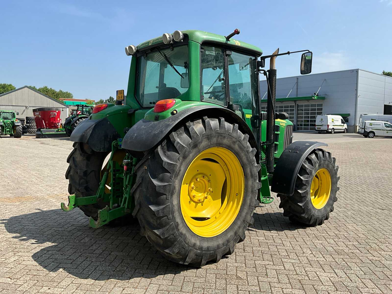 John Deere 6430 Premium - 장궤형 트랙터 : 사진 3 John Deere 6430 Premium - 장궤형 트랙터 : 사진 3
