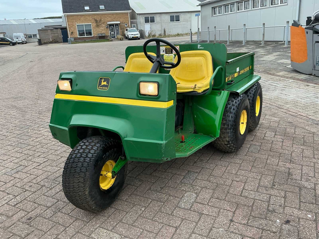 John Deere AMT 626 - 지자체 트랙터 : 사진 2 John Deere AMT 626 - 지자체 트랙터 : 사진 2