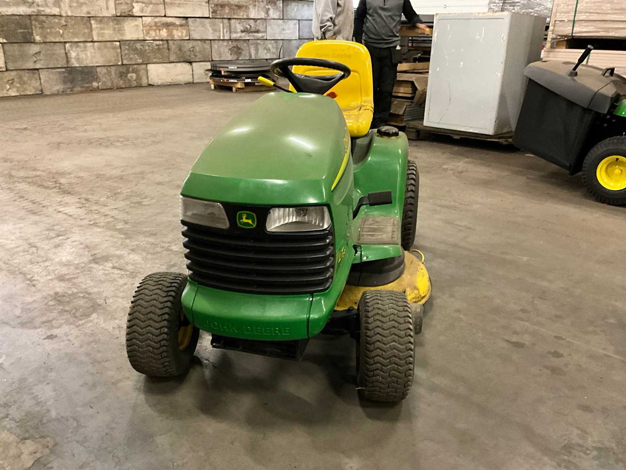 John Deere LT180 automatic - 정원 모어 : 사진 3 John Deere LT180 automatic - 정원 모어 : 사진 3