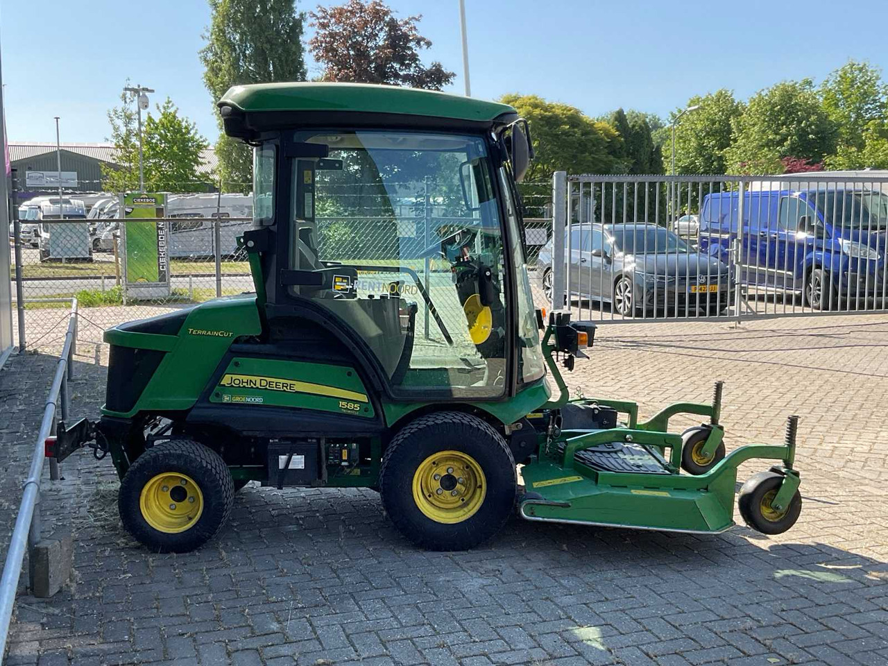 John Deere TerrainCut 1585 - 정원 모어 : 사진 3 John Deere TerrainCut 1585 - 정원 모어 : 사진 3
