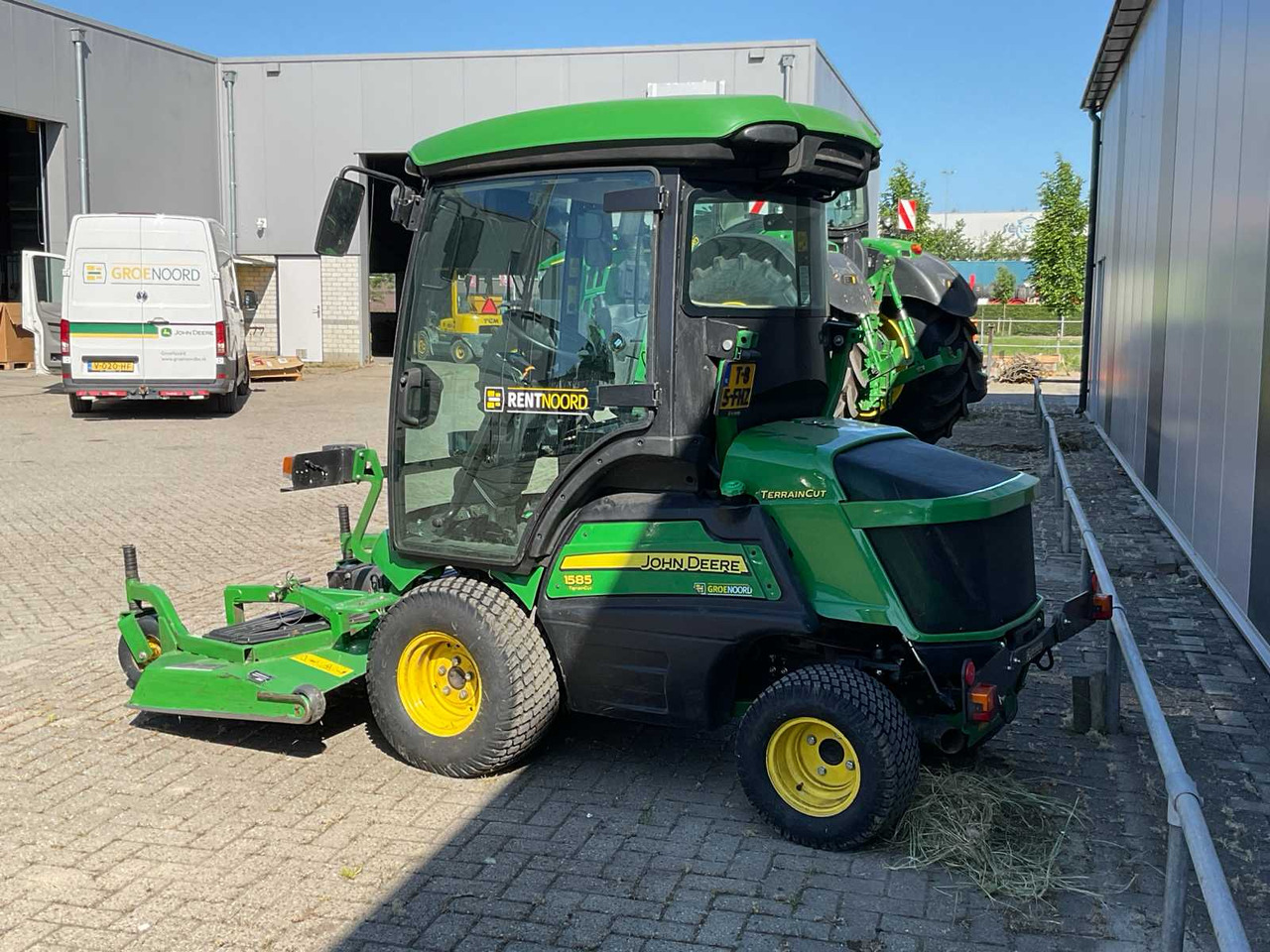John Deere TerrainCut 1585 - 정원 모어 : 사진 4 John Deere TerrainCut 1585 - 정원 모어 : 사진 4
