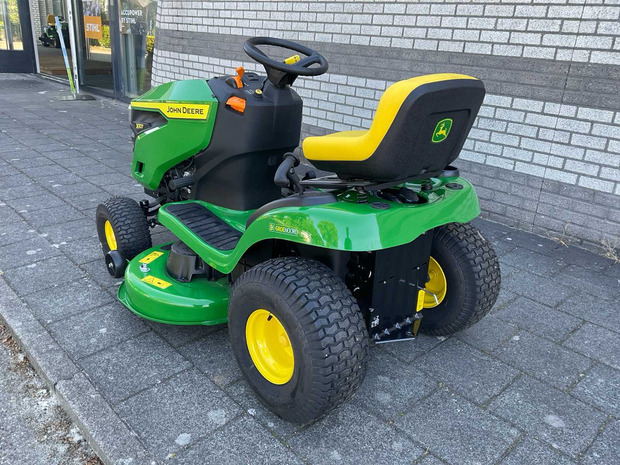 John Deere X107 - 정원 모어 : 사진 2 John Deere X107 - 정원 모어 : 사진 2