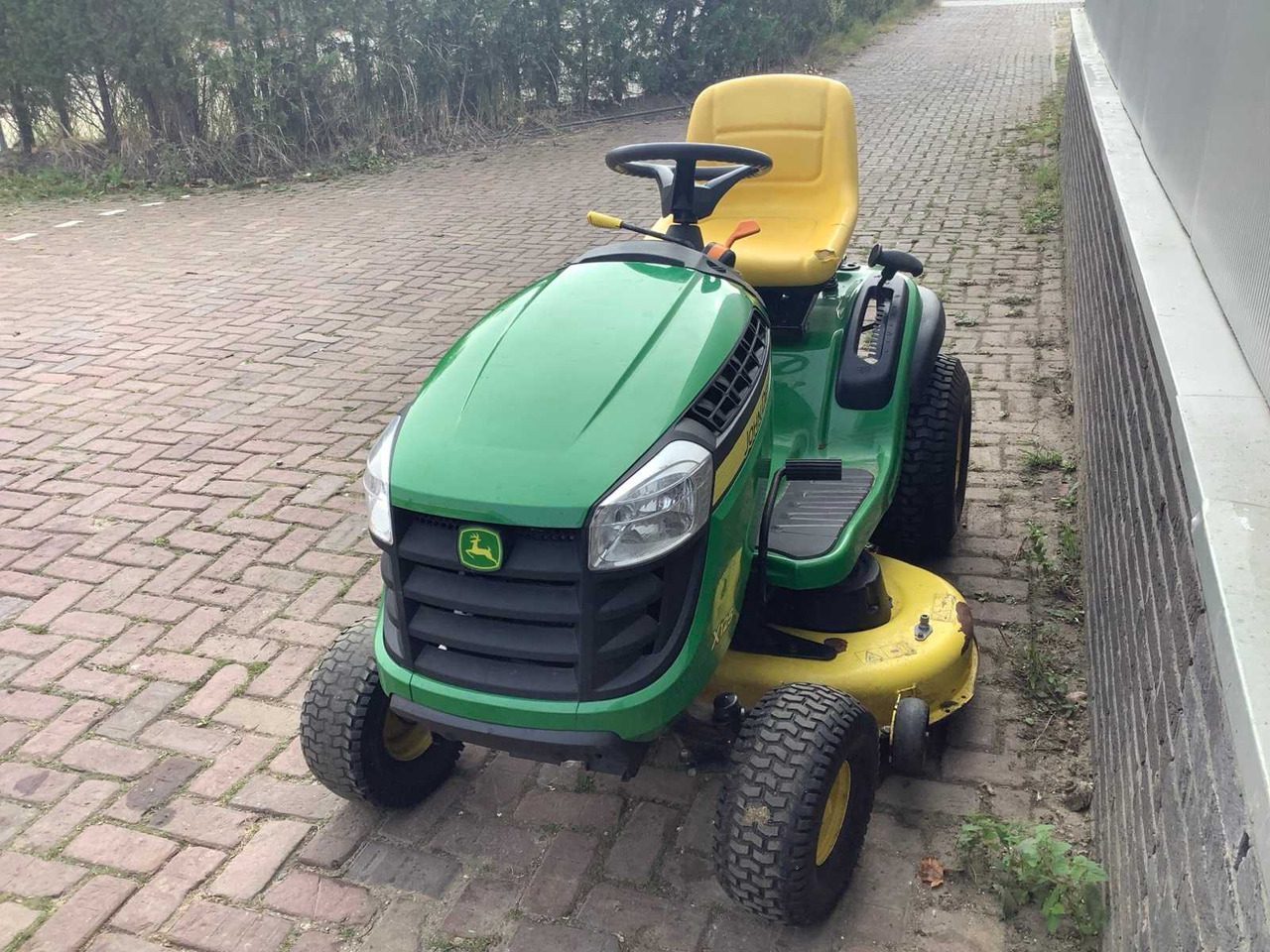 John Deere x125 - 정원 모어 : 사진 3 John Deere x125 - 정원 모어 : 사진 3