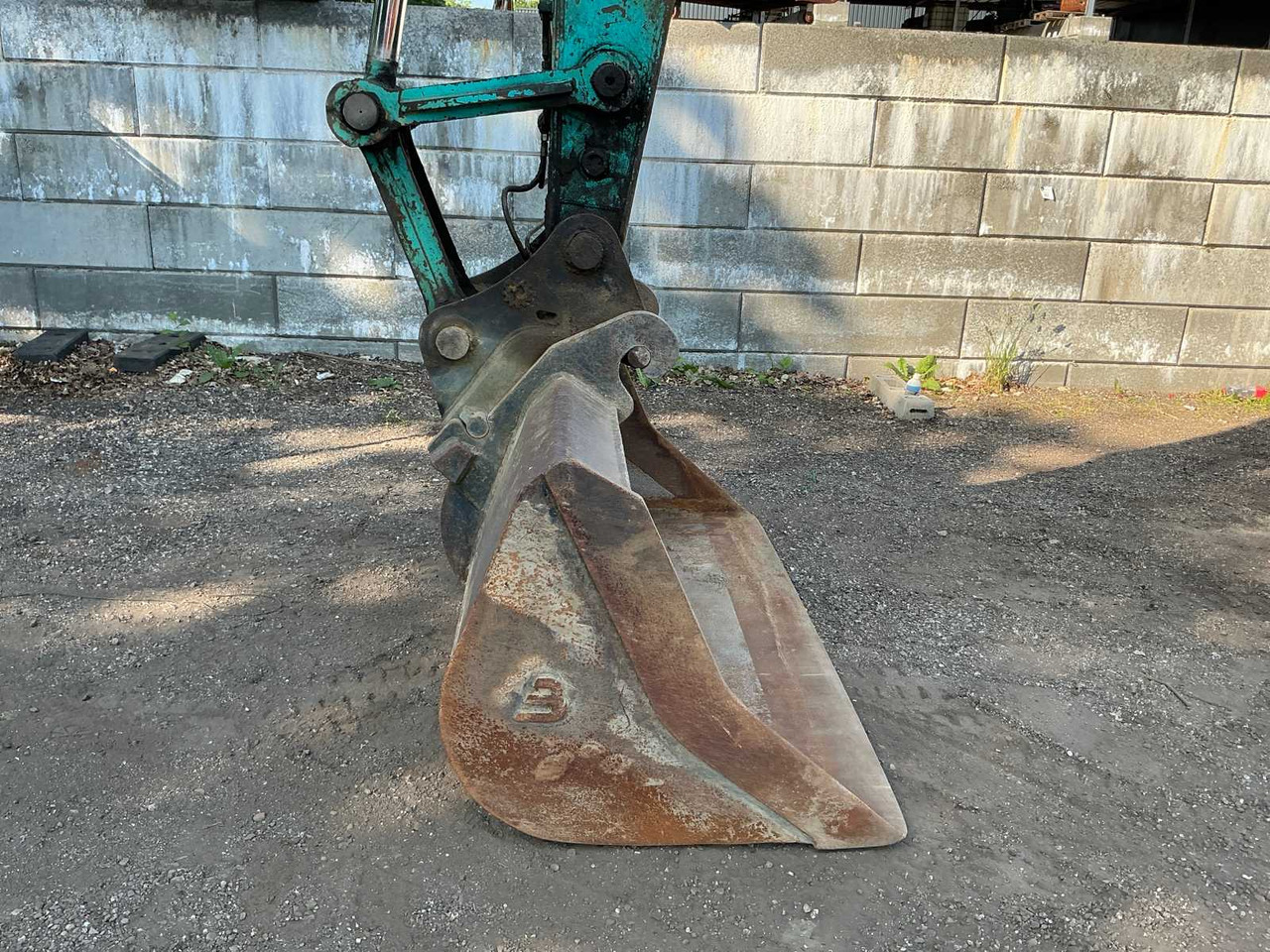 Kobelco SK235SR - 크롤러 굴삭기 : 사진 5 Kobelco SK235SR - 크롤러 굴삭기 : 사진 5