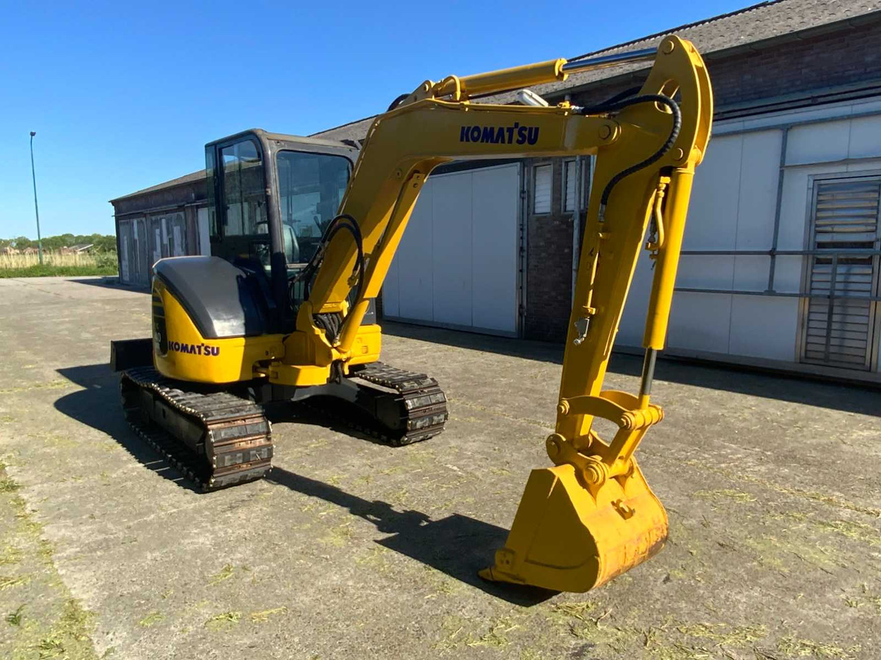 Komatsu PC40MR-3 - 크롤러 굴삭기 : 사진 4 Komatsu PC40MR-3 - 크롤러 굴삭기 : 사진 4