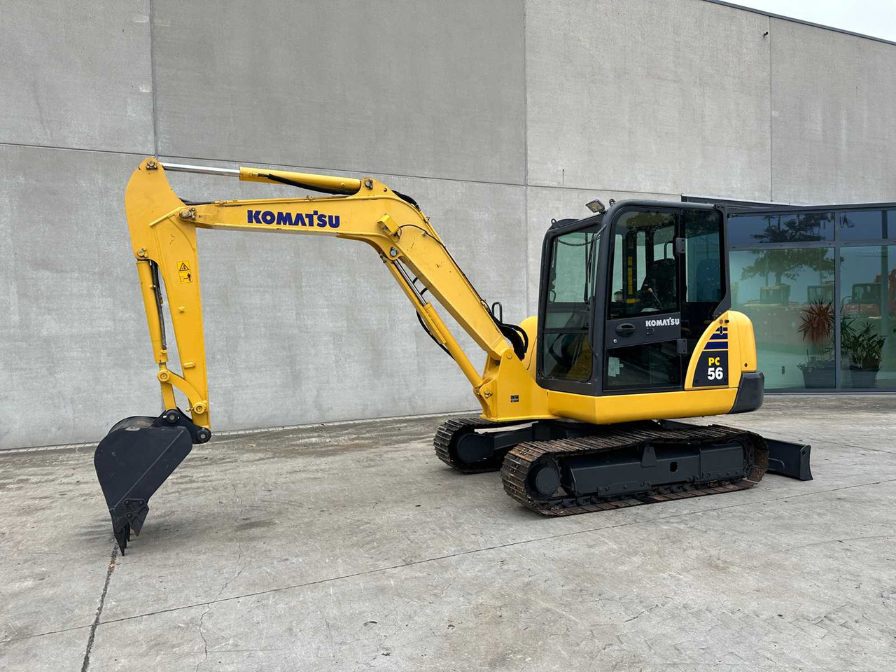 Komatsu PC56-7 - 크롤러 굴삭기 : 사진 1 Komatsu PC56-7 - 크롤러 굴삭기 : 사진 1