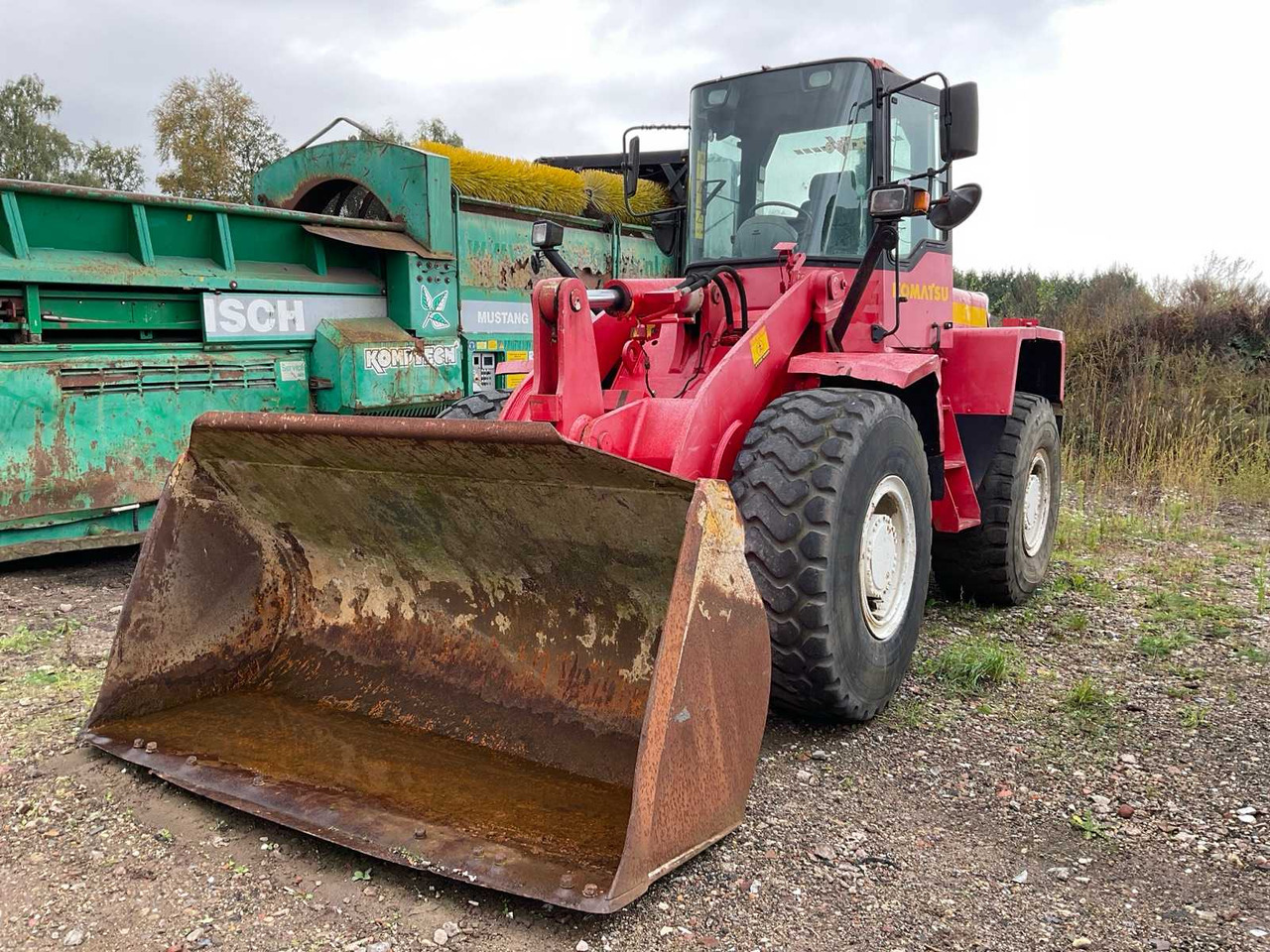 Komatsu WA270 - 휠 로더 : 사진 1 Komatsu WA270 - 휠 로더 : 사진 1