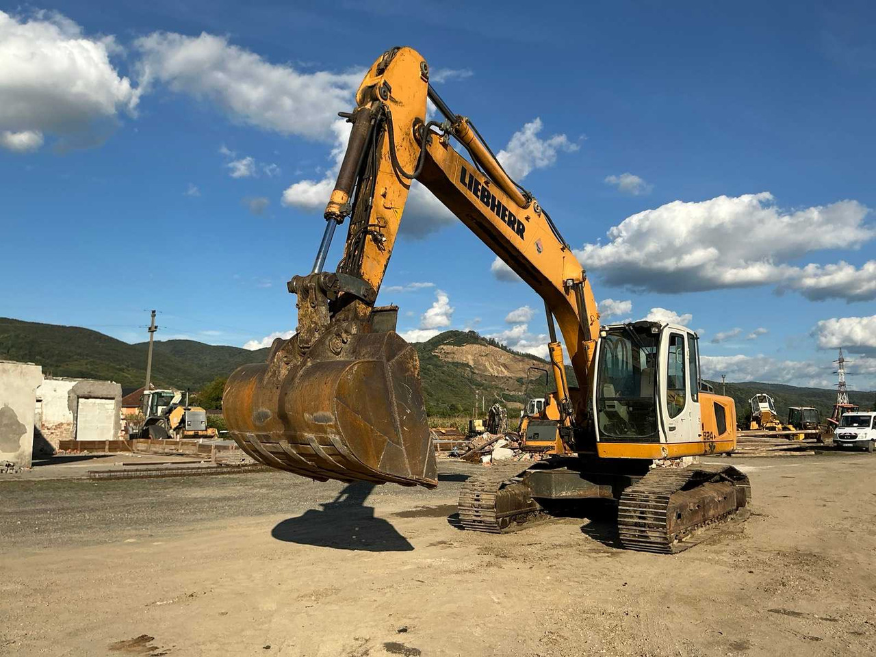 Liebherr 924 - 크롤러 굴삭기 : 사진 1 Liebherr 924 - 크롤러 굴삭기 : 사진 1