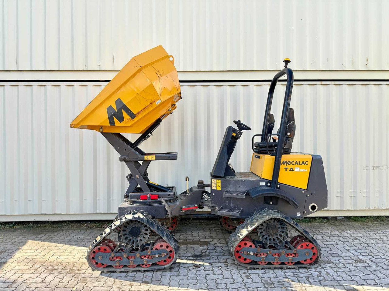 MECALAC - TA2SEH QUAD TRACK SWIVEL BODY - 2018 - DUMPER - 미니 덤프 : 사진 1 MECALAC - TA2SEH QUAD TRACK SWIVEL BODY - 2018 - DUMPER - 미니 덤프 : 사진 1