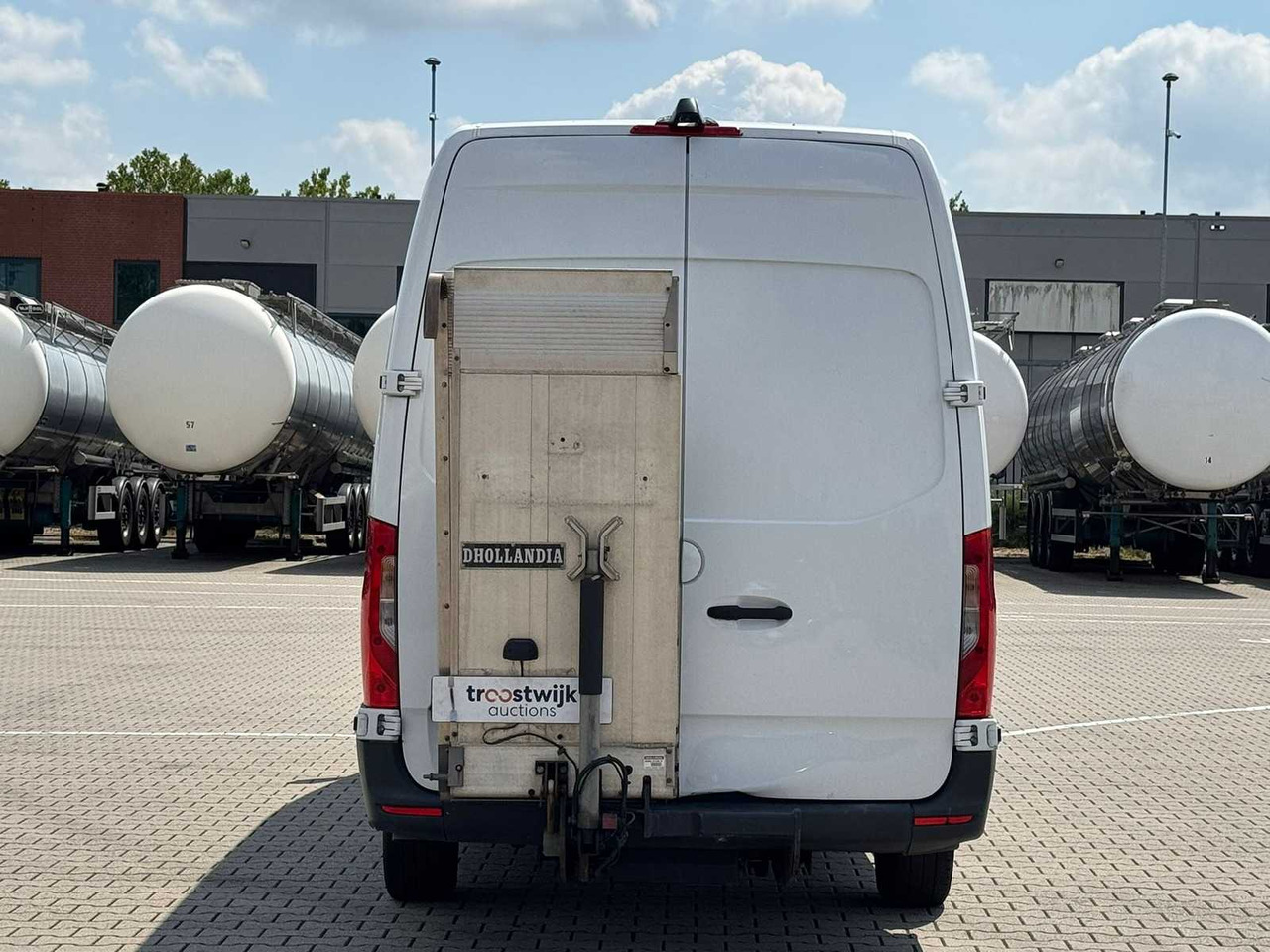 MERCEDES-BENZ SPRINTER 314 2.2 CDI L4H2 JUMBO |TAIL LIFT| VGP-54-N - 밴 : 사진 5 MERCEDES-BENZ SPRINTER 314 2.2 CDI L4H2 JUMBO |TAIL LIFT| VGP-54-N - 밴 : 사진 5