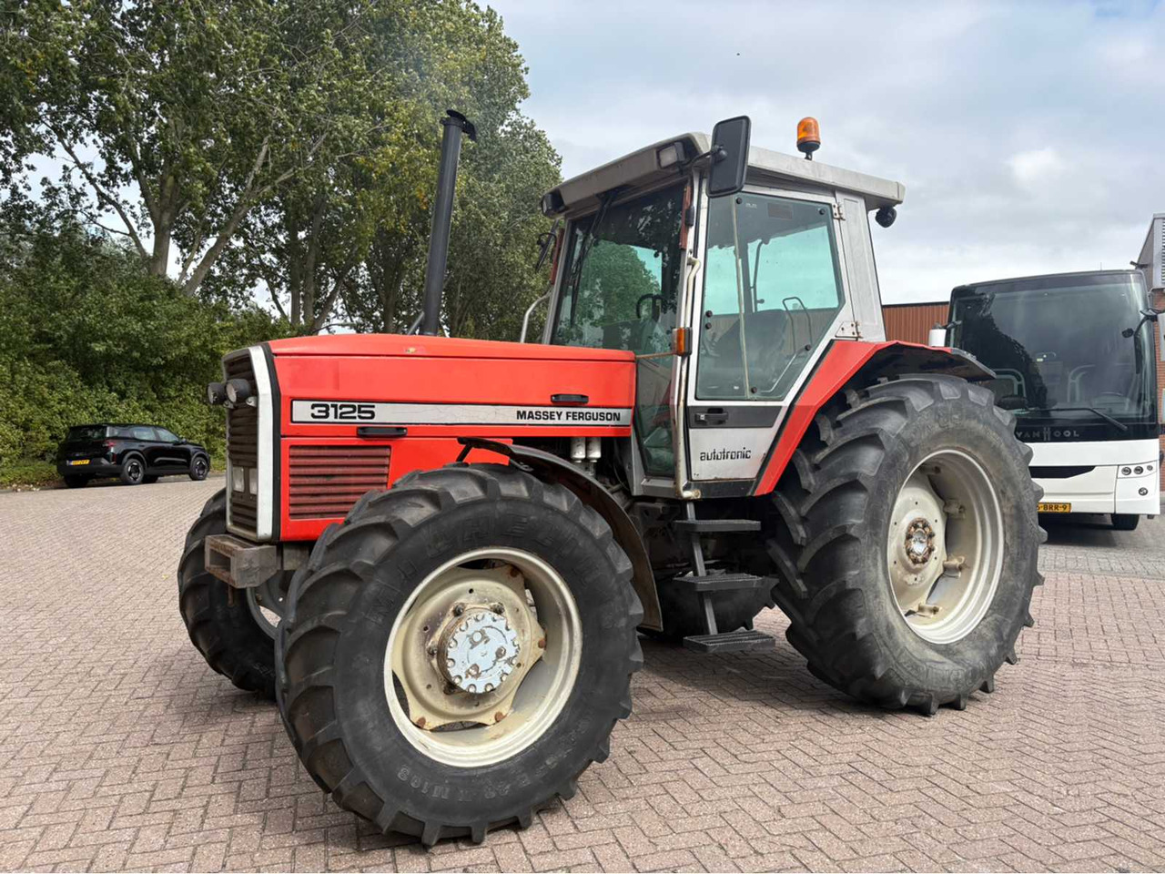Massey Ferguson 3125 - 장궤형 트랙터 : 사진 2 Massey Ferguson 3125 - 장궤형 트랙터 : 사진 2