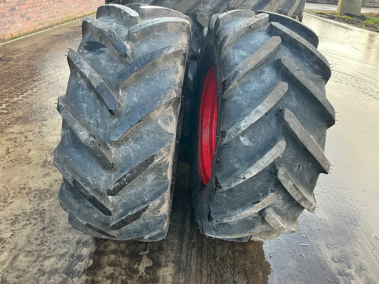 Michelin Multibib - 휠 및 타이어 장궤형 트랙터 용 : 사진 3 Michelin Multibib - 휠 및 타이어 장궤형 트랙터 용 : 사진 3