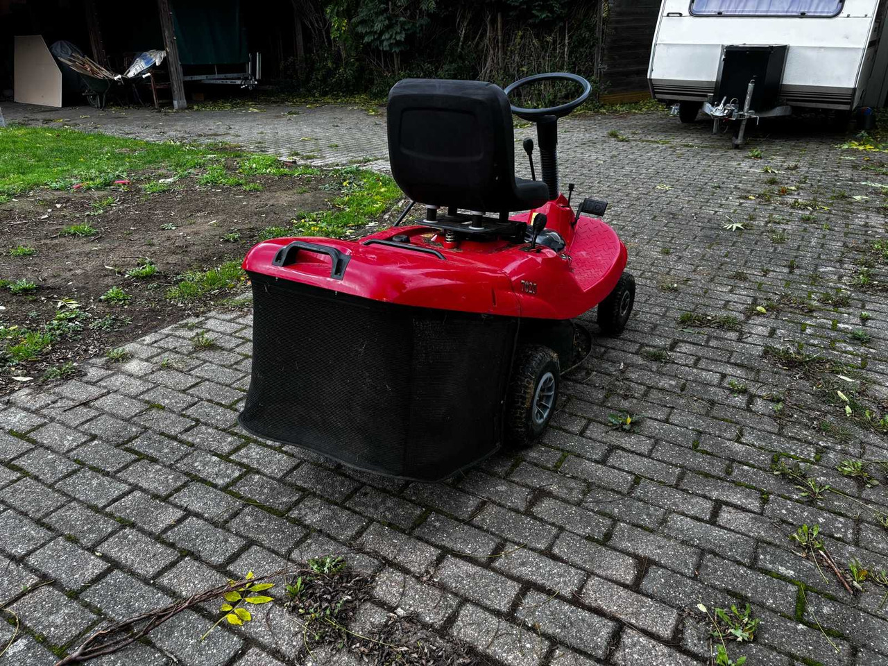 Mountfield RM 70.25 - 정원 모어 : 사진 5 Mountfield RM 70.25 - 정원 모어 : 사진 5