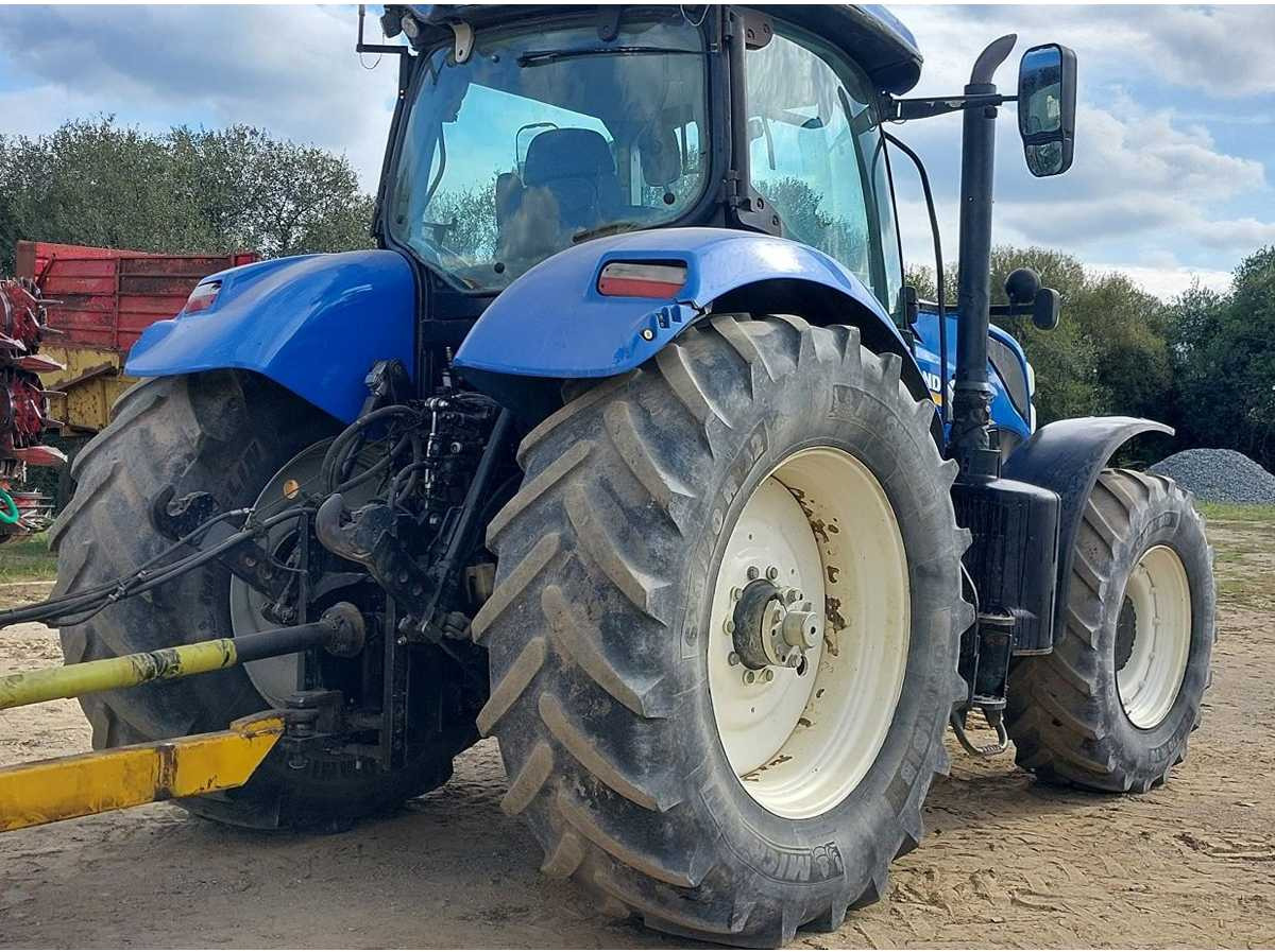 NEW HOLLAND - 2017 - T7.245 - 4WD AGRICULTURAL TRACTOR - 장궤형 트랙터 : 사진 3 NEW HOLLAND - 2017 - T7.245 - 4WD AGRICULTURAL TRACTOR - 장궤형 트랙터 : 사진 3