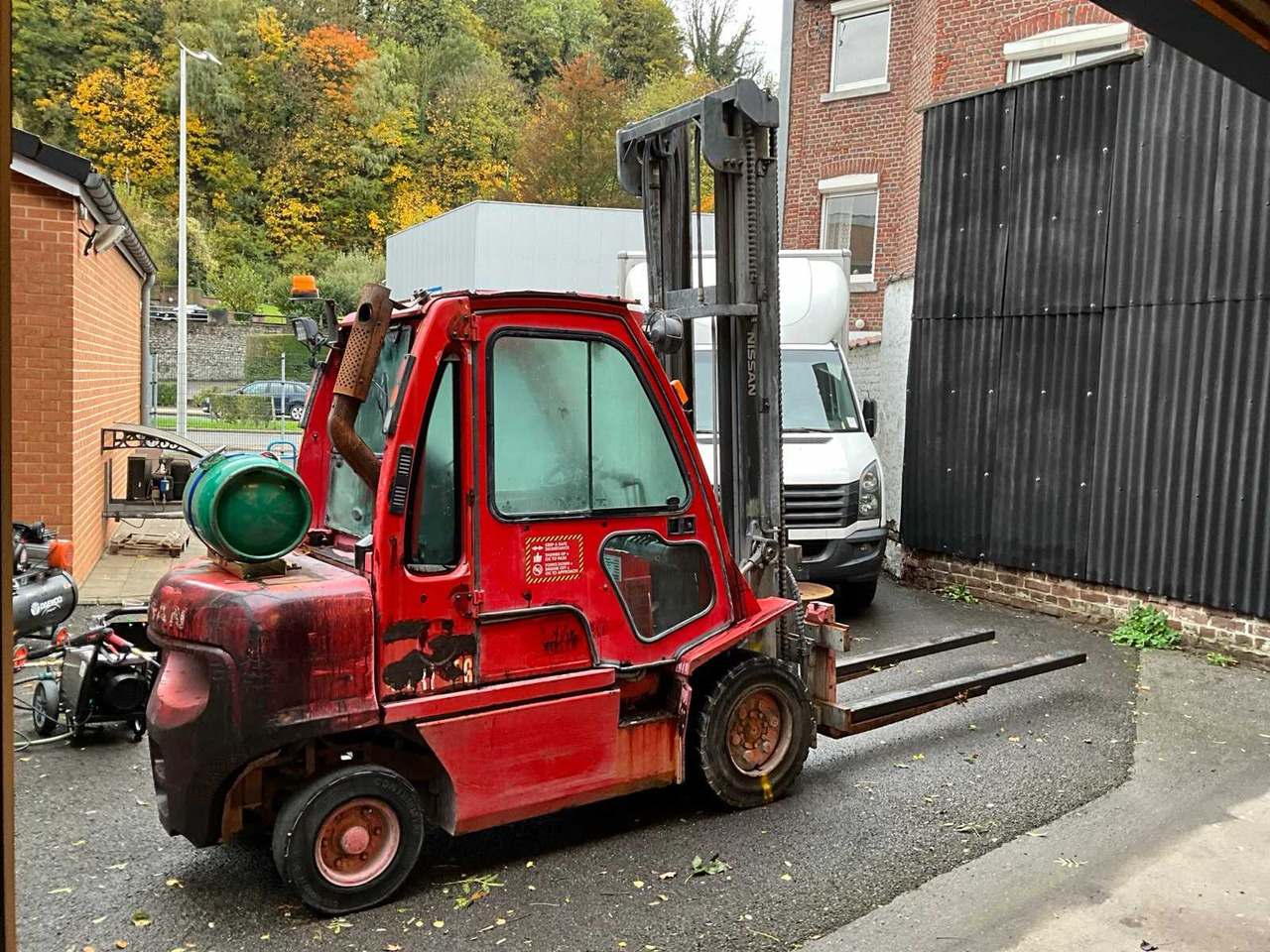 NISSAN 30-LQ FORKLIFT - 지게차 : 사진 4 NISSAN 30-LQ FORKLIFT - 지게차 : 사진 4