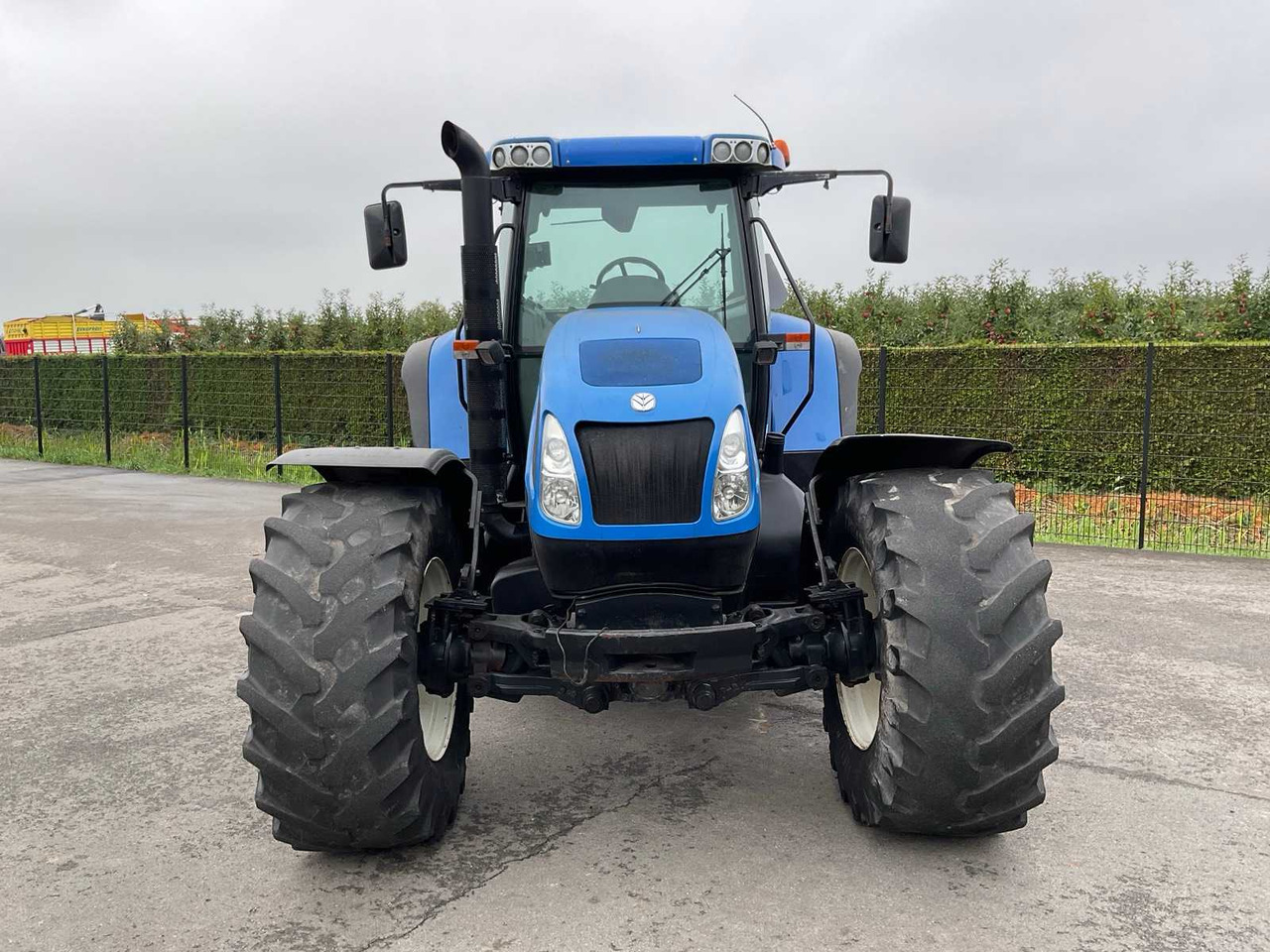 New Holland TVT145 - 장궤형 트랙터 : 사진 4 New Holland TVT145 - 장궤형 트랙터 : 사진 4