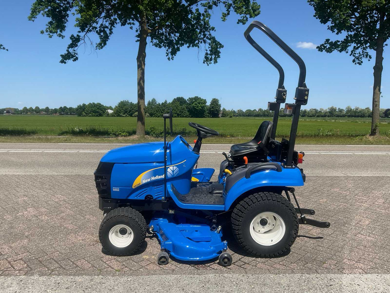 New holland TZ24D - 플레일 모어/ 멀처 : 사진 2 New holland TZ24D - 플레일 모어/ 멀처 : 사진 2
