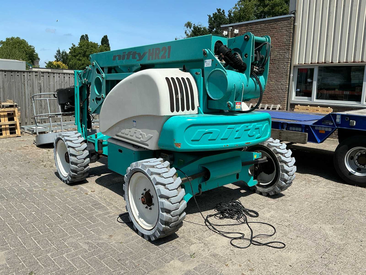 Nifty HR 21 DE 2WD - 고가작업 플랫폼 : 사진 3 Nifty HR 21 DE 2WD - 고가작업 플랫폼 : 사진 3