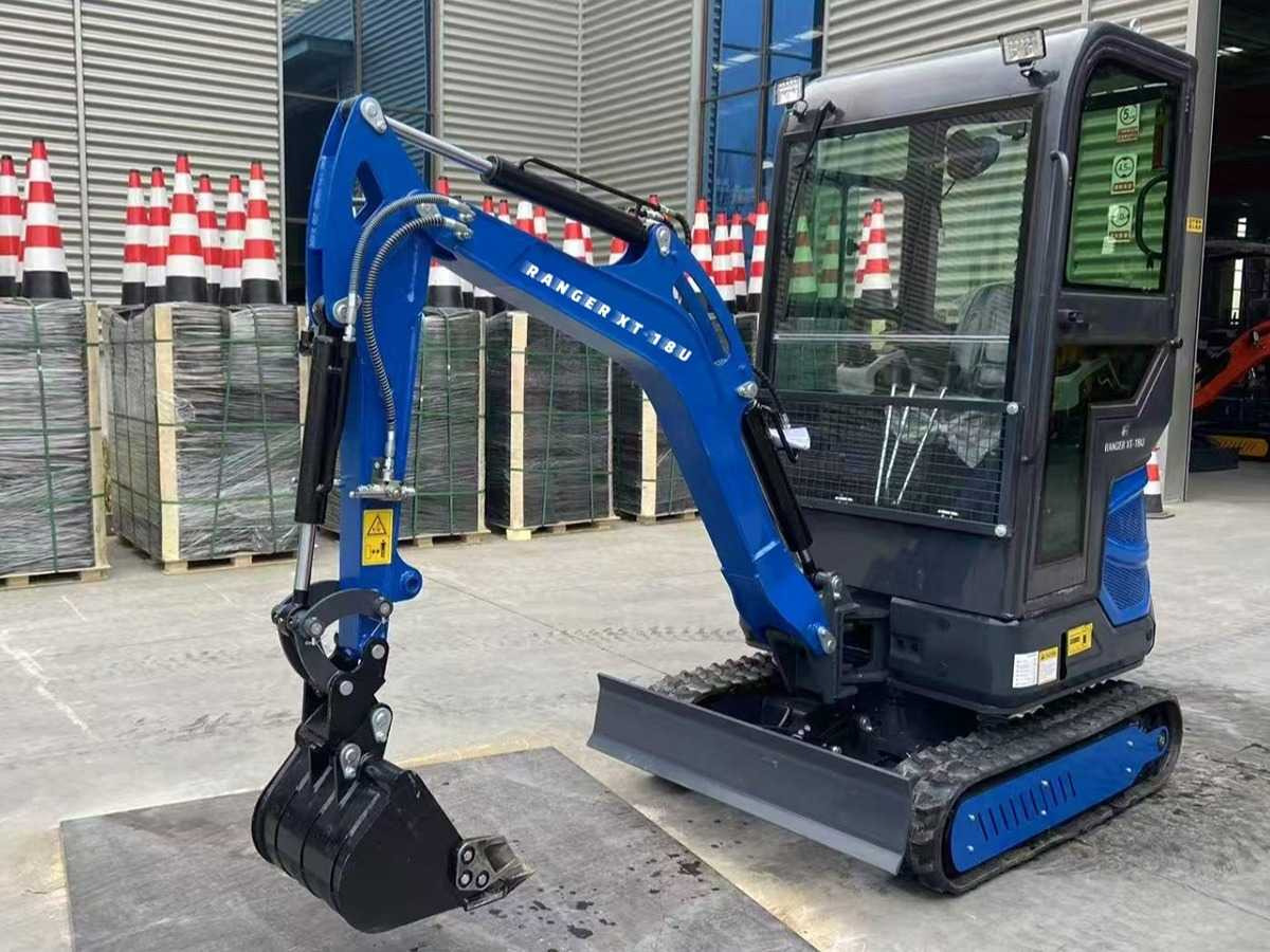 Ranger XT-18U - 미니 굴삭기 : 사진 1 Ranger XT-18U - 미니 굴삭기 : 사진 1