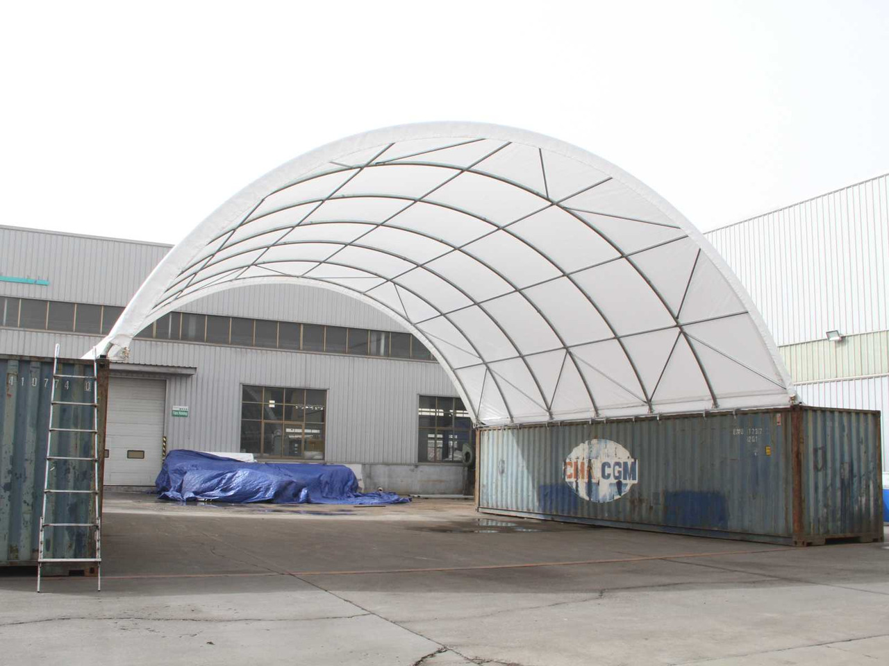 Rhino-Cross-Shelter C4080 - 24x12x4,5 m - 저장 탱크 : 사진 1 Rhino-Cross-Shelter C4080 - 24x12x4,5 m - 저장 탱크 : 사진 1