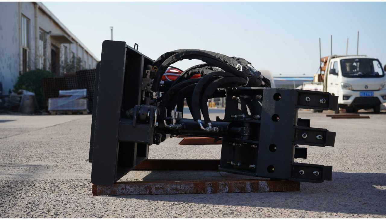 Rhino-cross Grapple claw - 부착물 건설기계 용 : 사진 5 Rhino-cross Grapple claw - 부착물 건설기계 용 : 사진 5