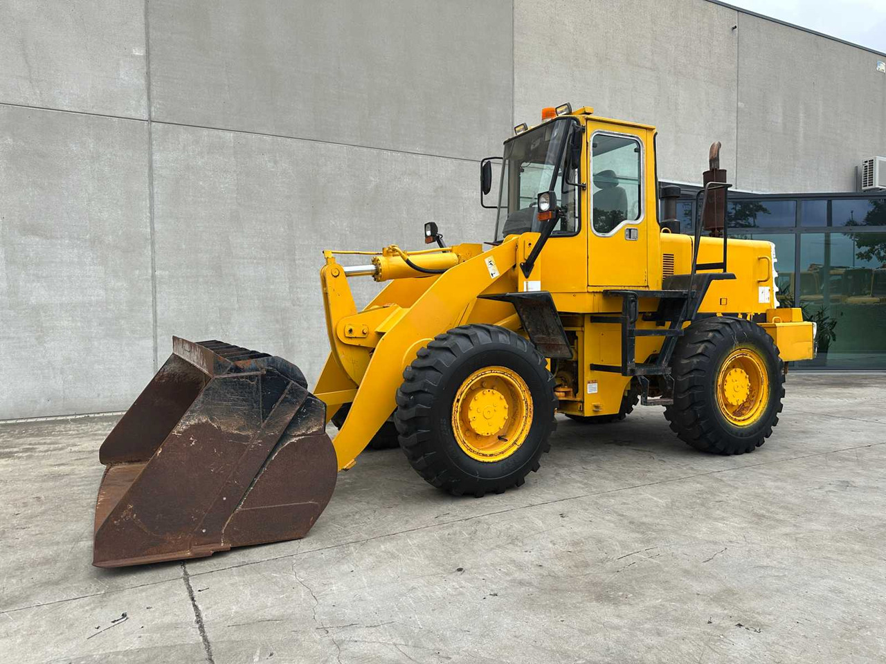 SEM ZL30F-1 - 휠 로더 : 사진 1 SEM ZL30F-1 - 휠 로더 : 사진 1