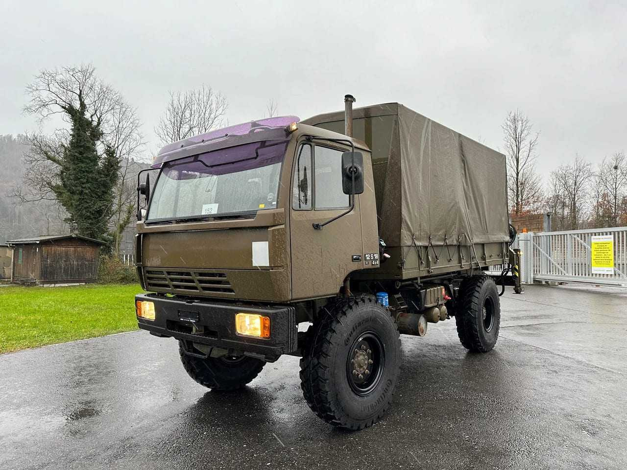 STEYR 12S18 4X4, WITHOUT CRANE - 트럭 : 사진 2 STEYR 12S18 4X4, WITHOUT CRANE - 트럭 : 사진 2